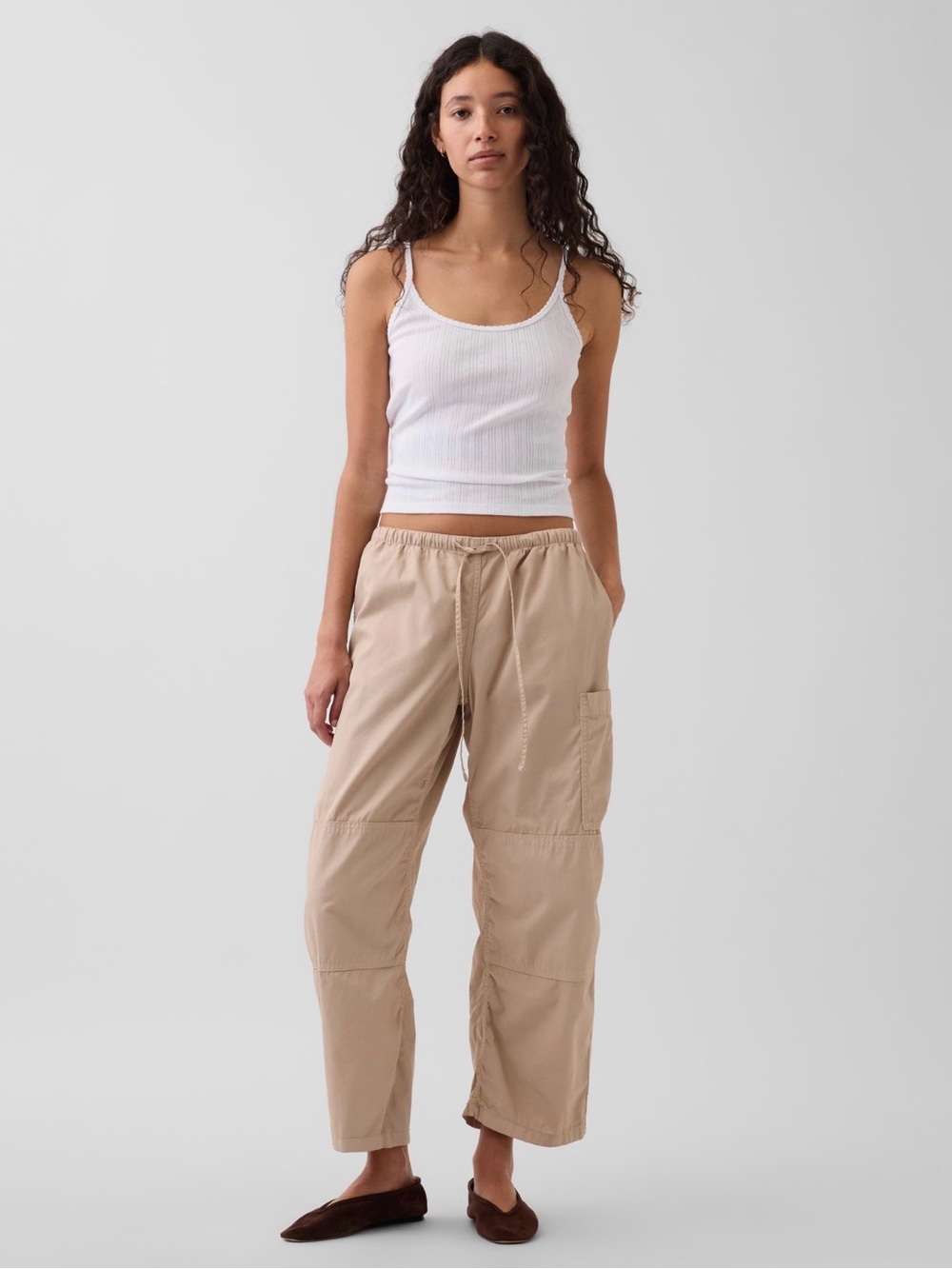 GAP Mid Rise Barrel Utility Pant - Picture 4 of 4